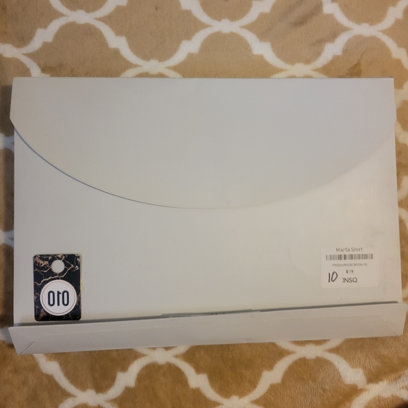 010 JNSQ 100% Mulberry Silk Blouse - Picture 4 of 16